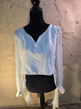 Willow + Root White Pullover Cropped Sheer Sleeve Open Back Shirt Small Fairy
